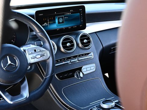 Used 2020 Mercedes-Benz C 300 Sedan image 20