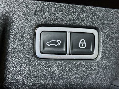 Certified 2023 Kia Sorento SX Prestige AWD/4WD image 32