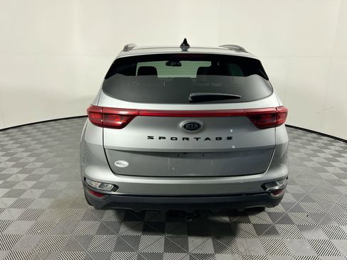 Used 2022 Kia Sportage Nightfall Edition image 4