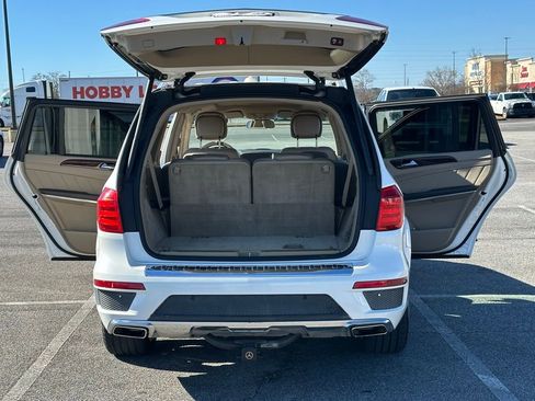 Used 2013 Mercedes-Benz GL 550 4MATIC image 26