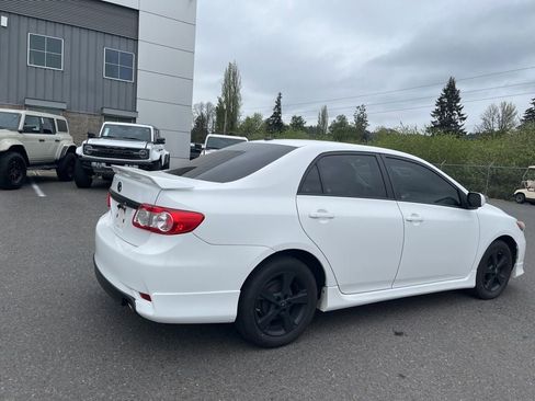 Used 2012 Toyota Corolla S FWD image 3