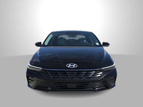 New 2026 Hyundai Elantra Limited image 3