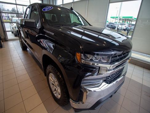 Used 2019 Chevrolet Silverado 1500 LT w/ All-Star Edition image 4