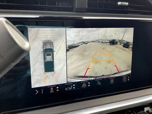 Used 2025 GMC Sierra 2500 Denali w/ Denali Reserve Package image 10