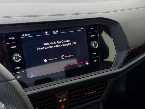 Used 2024 Volkswagen Jetta GLI Autobahn image 16