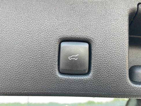 Used 2024 Ford Escape ST-Line w/ Equipment Group 301A FWD image 28