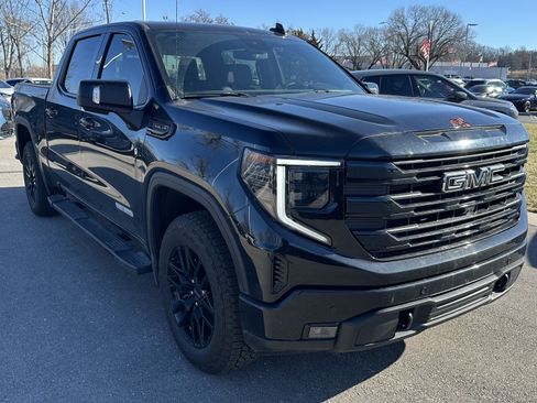 Used 2024 GMC Sierra 1500 Elevation w/ Elevation Premium Package image 2