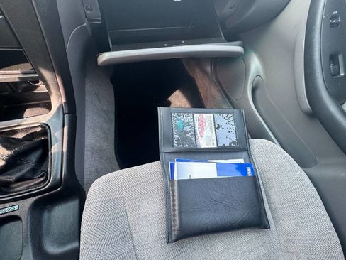 Used 2001 Subaru Legacy L image 12