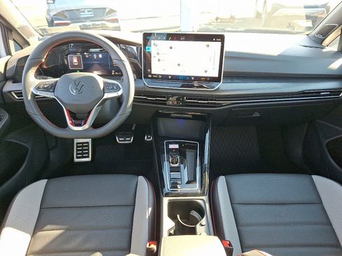 Used 2025 Volkswagen GTI SE image 11