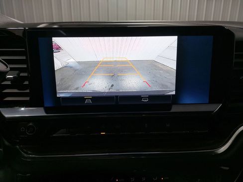 Used 2024 Chevrolet Silverado 1500 LT image 22