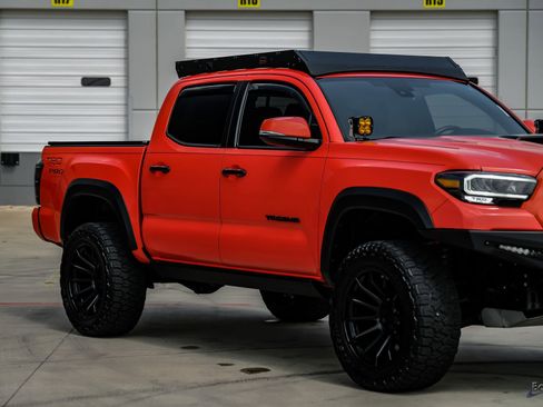 Used 2023 Toyota Tacoma TRD Pro AWD/4WD image 26