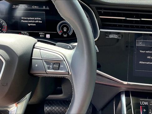 Certified 2025 Audi Q7 2.0T Premium w/ Convenience Plus Package image 25