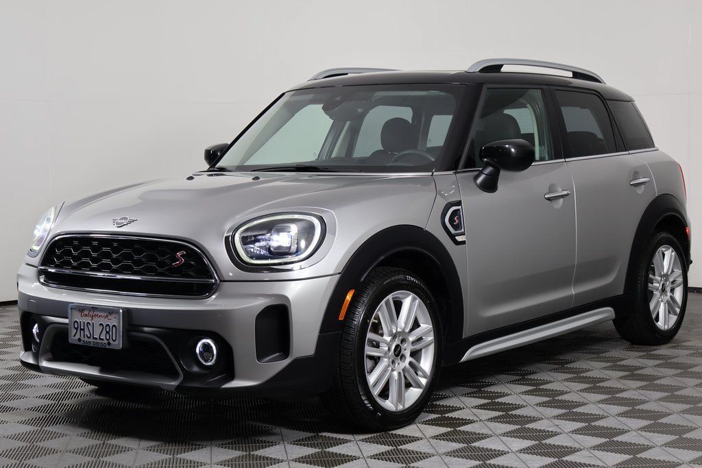 Used 2024 MINI Cooper Countryman S FWD image 1