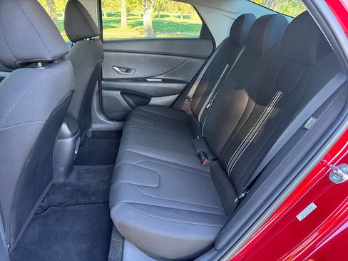 Used 2024 Hyundai Elantra SEL image 23