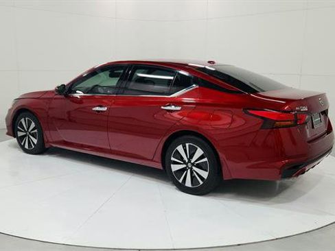 Used 2019 Nissan Altima 2.5 SV image 6