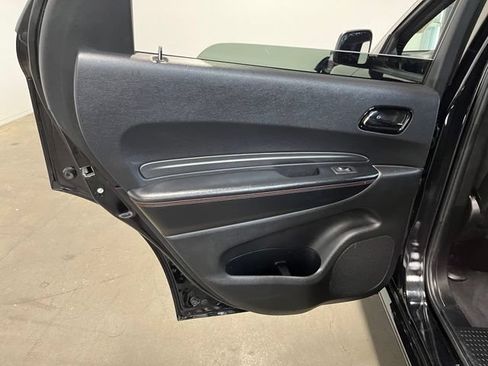 Used 2025 Dodge Durango GT AWD/4WD image 19