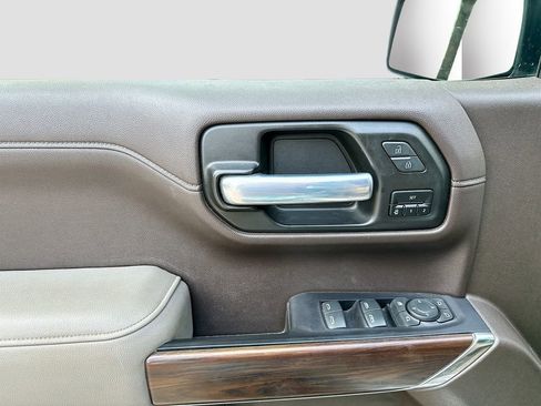 Used 2021 GMC Sierra 1500 SLT RWD image 9