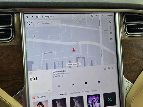 Used 2017 Tesla Model S 90D image 19