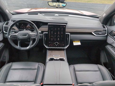 Used 2024 GMC Acadia Denali w/ Super Cruise Package image 20