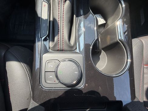 Used 2023 Chevrolet Blazer RS w/ Driver Confidence II Package image 23