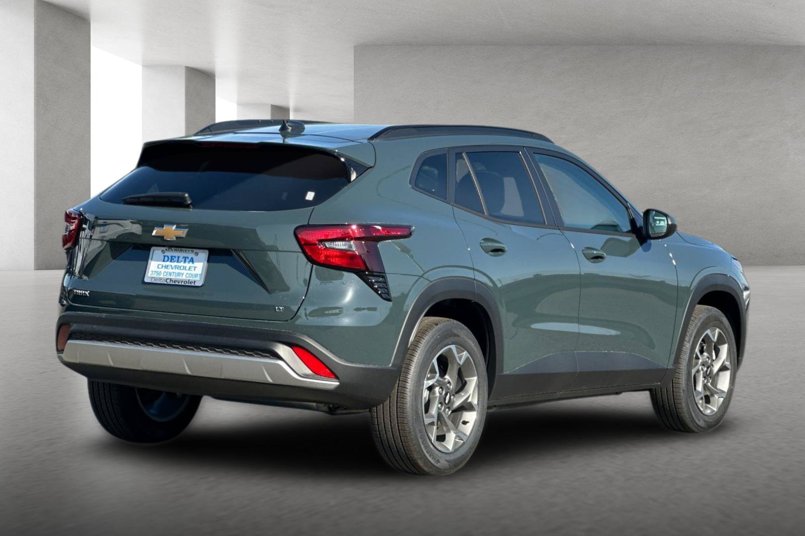 New 2026 Chevrolet Trax LT w/ LT Convenience Package FWD image 4