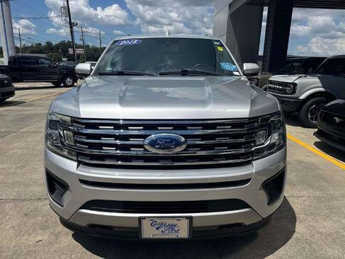 Certified 2018 Ford Expedition XLT w/ Equipment Group 202A AWD/4WD image 2