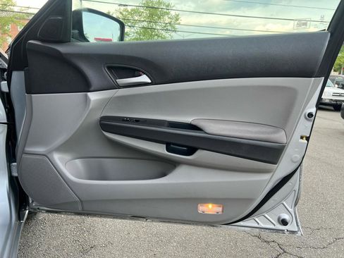 Used 2009 Honda Accord LX image 22