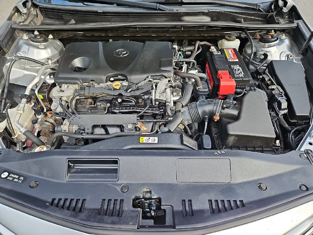 Used 2019 Toyota Camry SE w/ Convenience Package FWD image 28