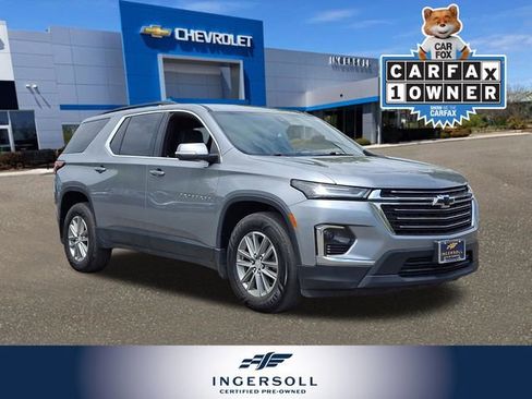 Used 2023 Chevrolet Traverse LT AWD/4WD image 1