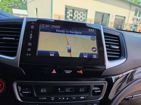 Used 2017 Honda Pilot Elite image 32