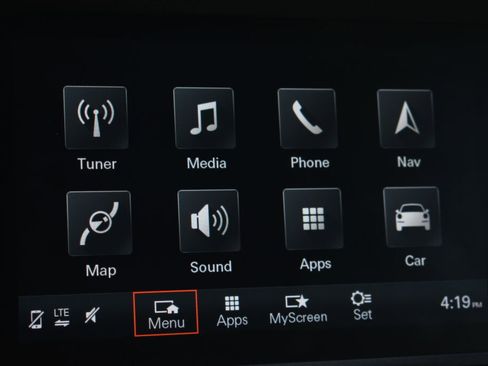 Used 2018 Porsche Macan Sport Edition image 26