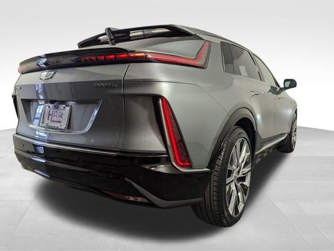 Used 2024 Cadillac Lyriq Luxury w/ LPO, Floor Liner Package image 68