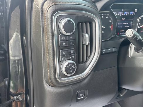 Used 2019 GMC Sierra 1500 AT4 w/ Off Road Performance Package AWD/4WD image 28