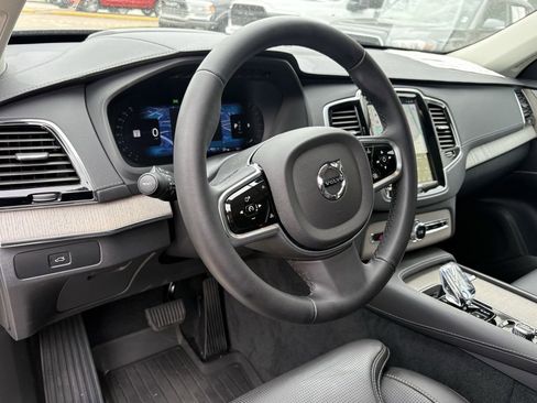 Used 2025 Volvo XC90 B6 Ultra w/ Protection Package Premier AWD/4WD image 14