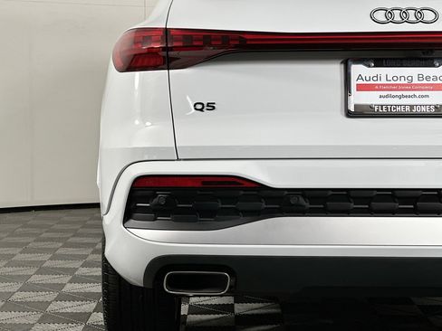 Used 2025 Audi Q5 Premium Plus w/ Premium Plus AWD/4WD image 17