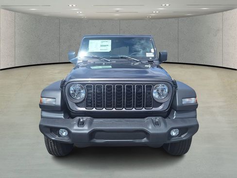 Used 2024 Jeep Wrangler Unlimited Sport AWD/4WD image 8