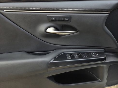 Used 2021 Lexus ES 350 w/ Premium Package image 18