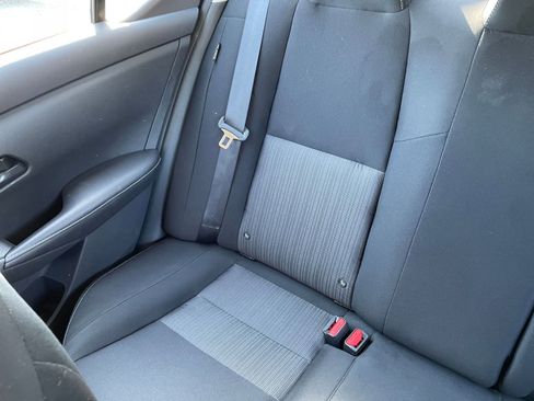 Used 2025 Nissan Sentra SV image 37