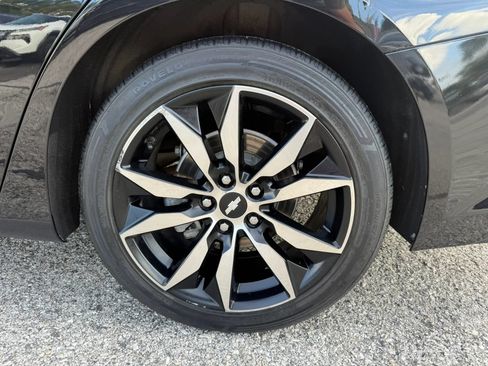 Used 2018 Chevrolet Malibu LT FWD image 26