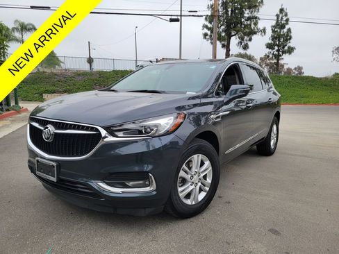 Used 2021 Buick Enclave Essence w/ Sound and Sites Package FWD image 1