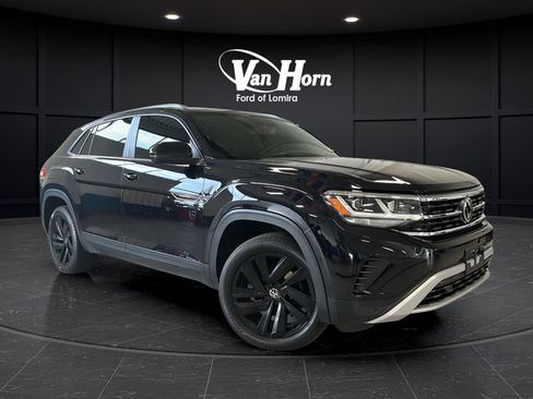 Used 2022 Volkswagen Atlas Cross Sport SE AWD/4WD image 1