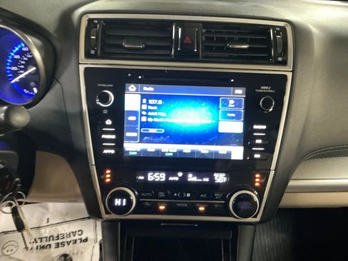 Used 2019 Subaru Outback 2.5i Premium image 19
