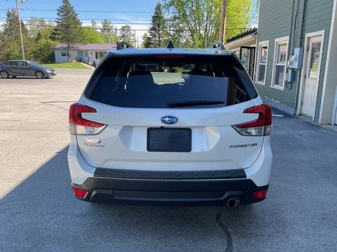 Used 2024 Subaru Forester Limited AWD/4WD image 10