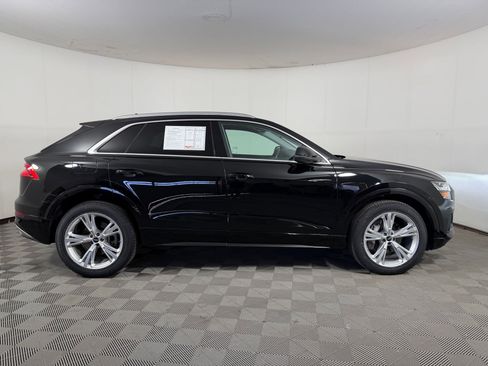 Used 2023 Audi Q8 Premium w/ Convenience Package AWD/4WD image 8