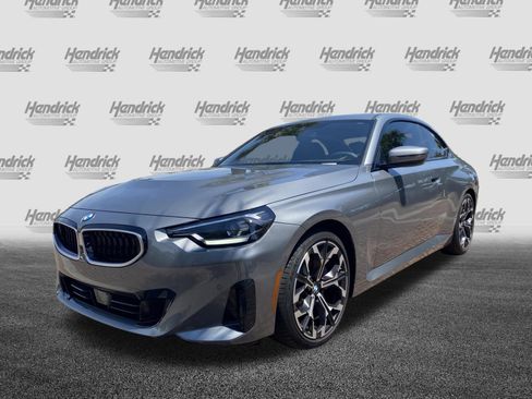 Used 2025 BMW 230i Coupe RWD image 5