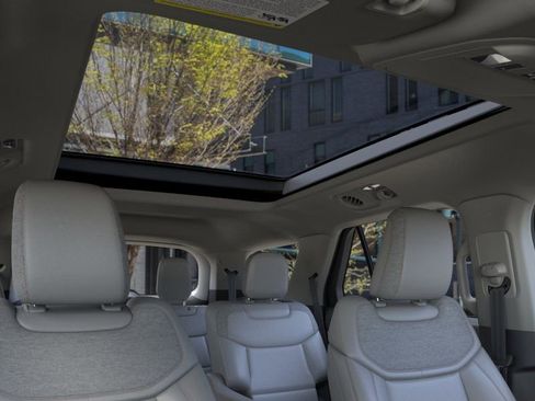New 2026 Ford Explorer Active w/ Active Comfort Package AWD/4WD image 22