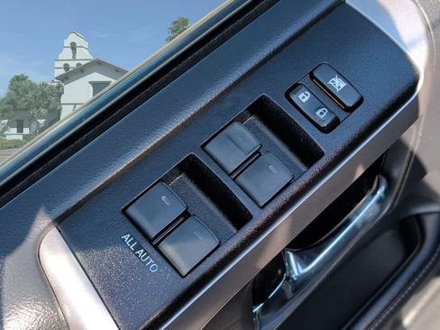 Used 2020 Toyota 4Runner SR5 image 9