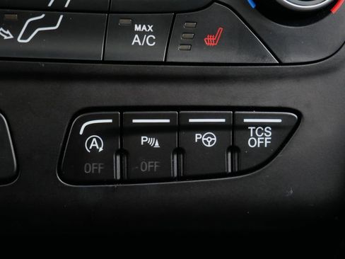Certified 2018 Ford Escape Titanium AWD/4WD image 25