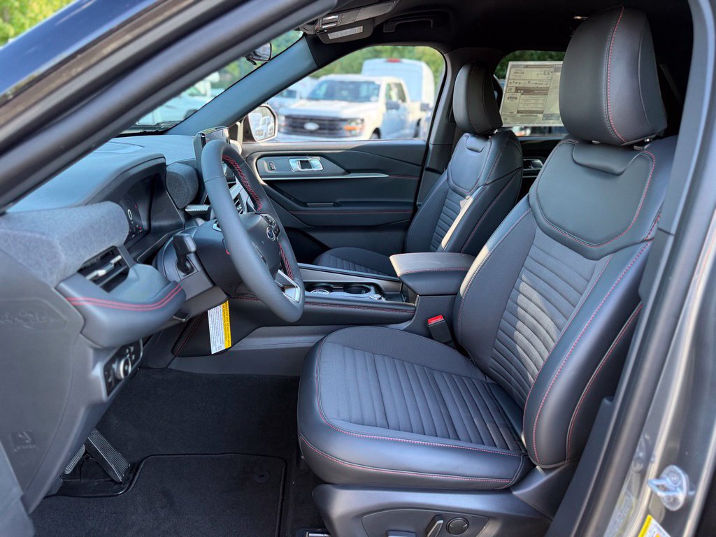 New 2027 Ford Explorer ST-Line AWD/4WD image 11