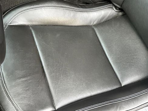 Used 2019 Chevrolet Corvette Stingray Coupe w/ 1LT image 20